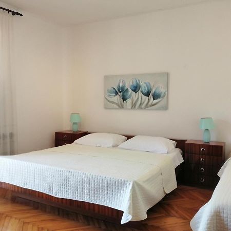 Apartment Vera, 80 M From The Sea Novigrad  Exterior photo